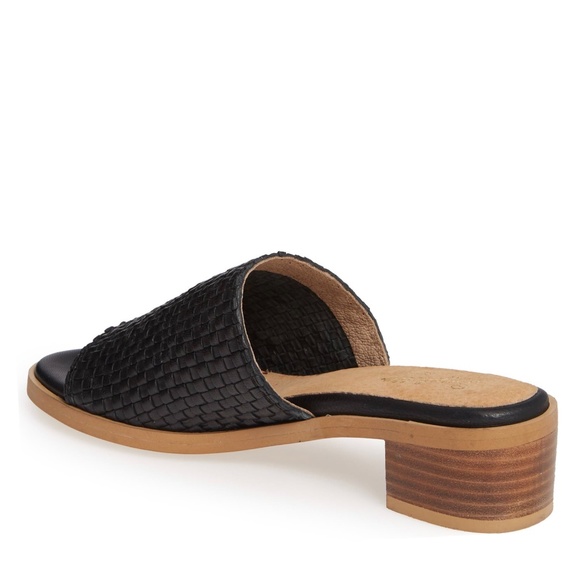 ✨SEYCHELLES✨ NIB Hard to Find Woven Slide Sandal in Black US 7.5M & 8M - Picture 4 of 6